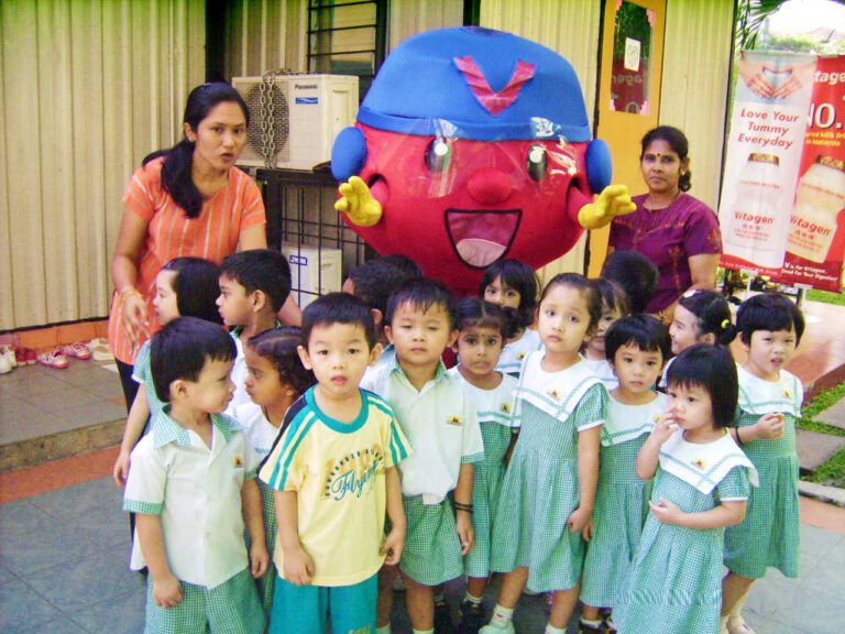 Tadika Bethany kindergarten children with mascot