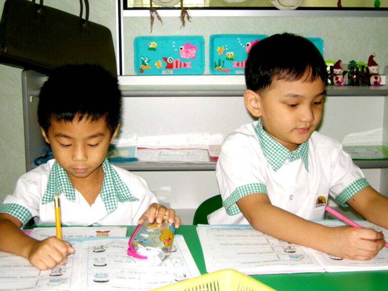 Tadika Bethany kindergarten children writing exercise